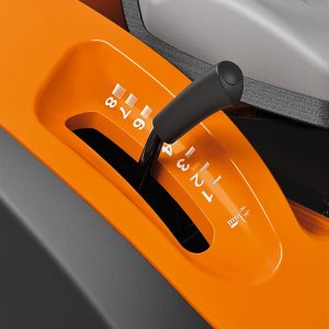 Tractor cortacésped RT 4082 13 1fc52999ccc340eab5db91fa837c1924