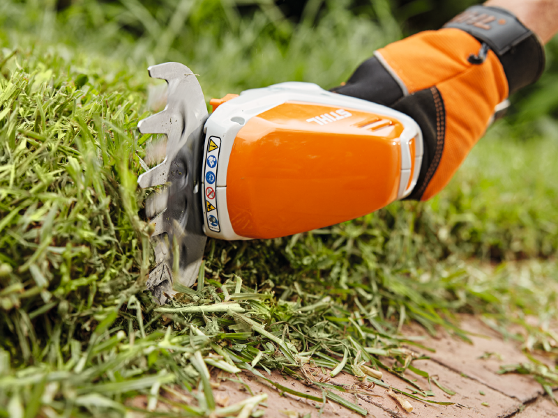 Cortasetos HSA 26, con batería y cargador 5 Cortasetos HSA 26, con batería y cargador - Imagen 5